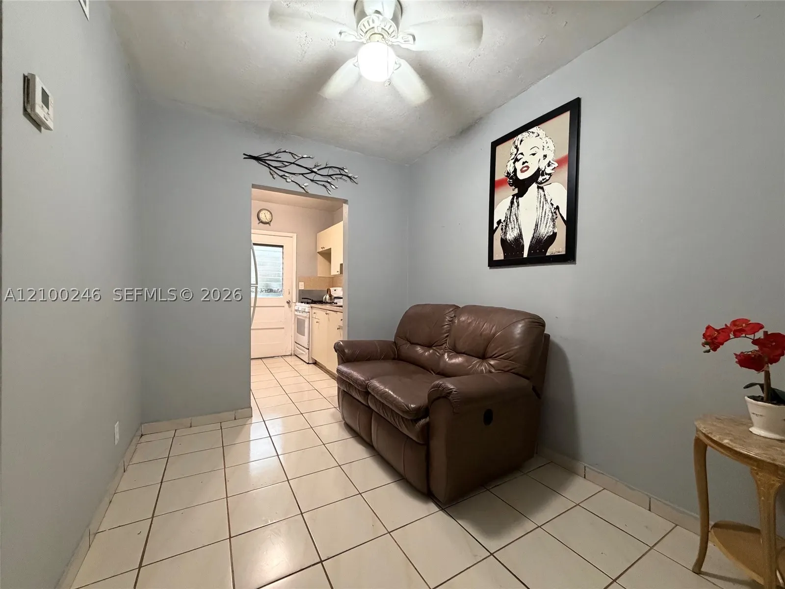 821 Jefferson Ave #5