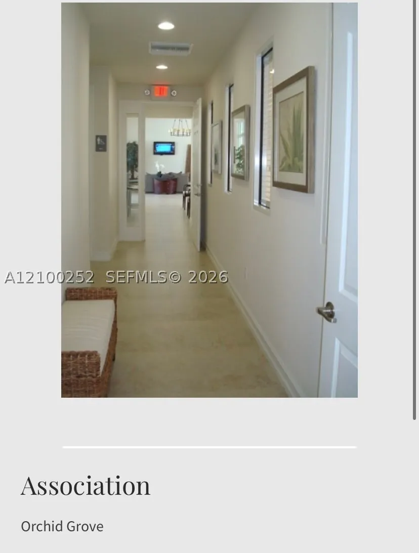 242 SW 7th Ct