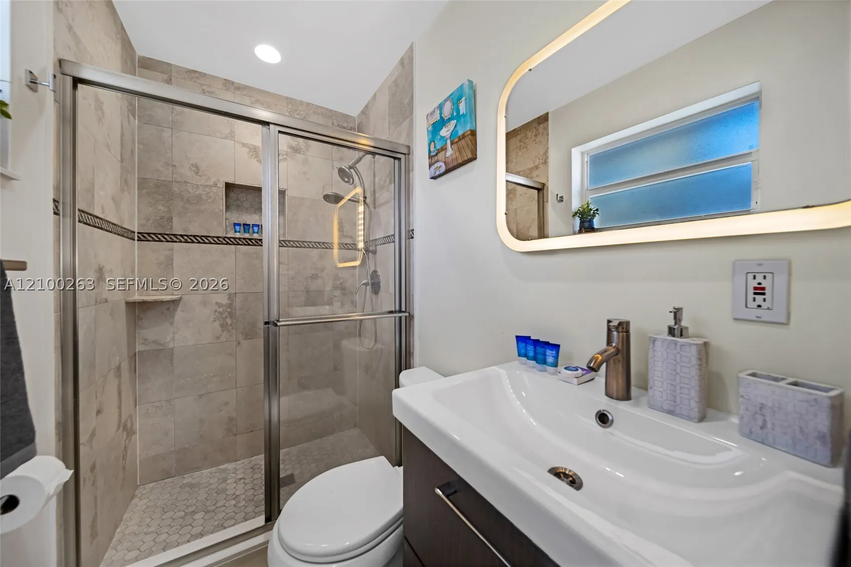 31 SE 12th St