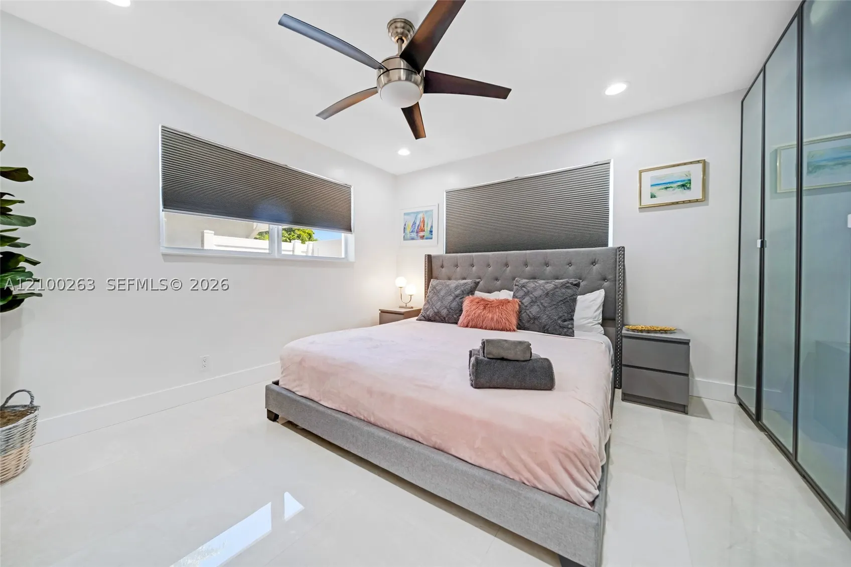 31 SE 12th St