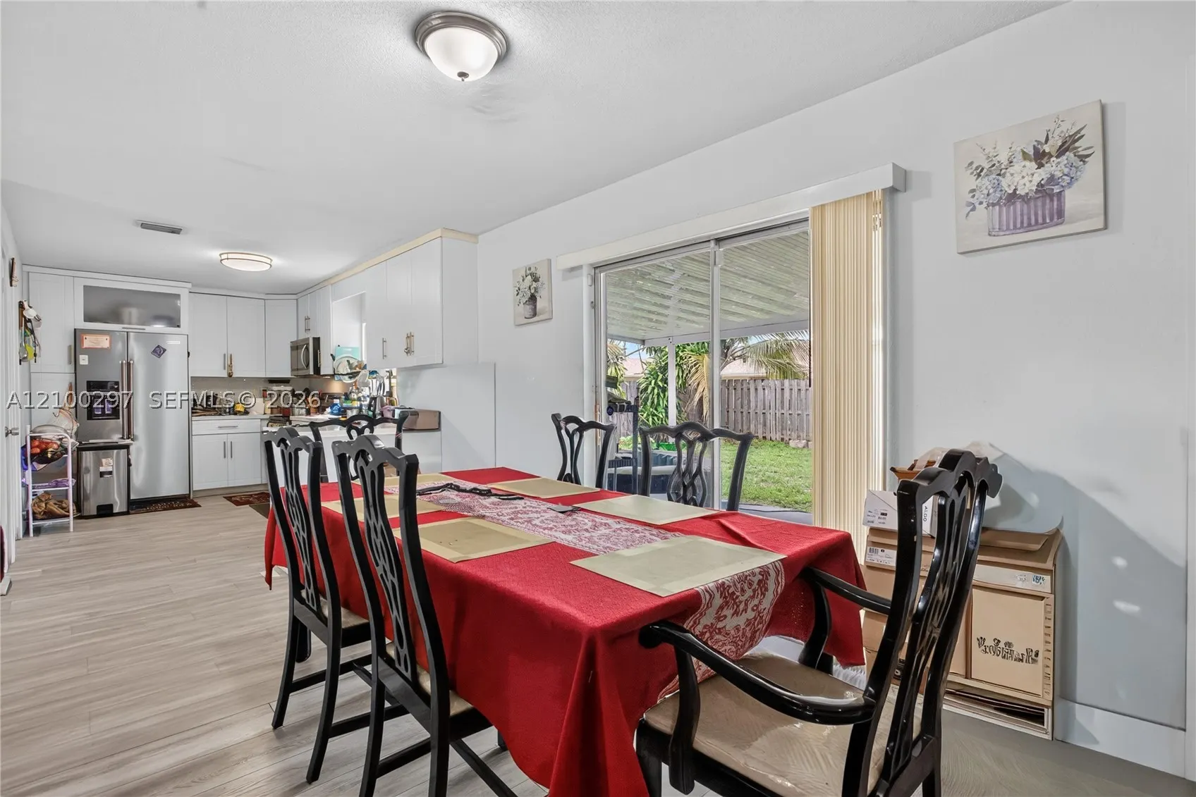 425 NW 18th Ct