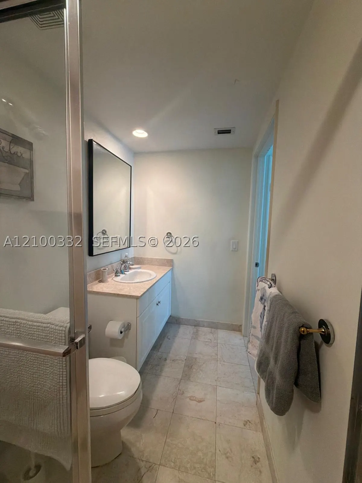 3370 Hidden Bay Dr #612