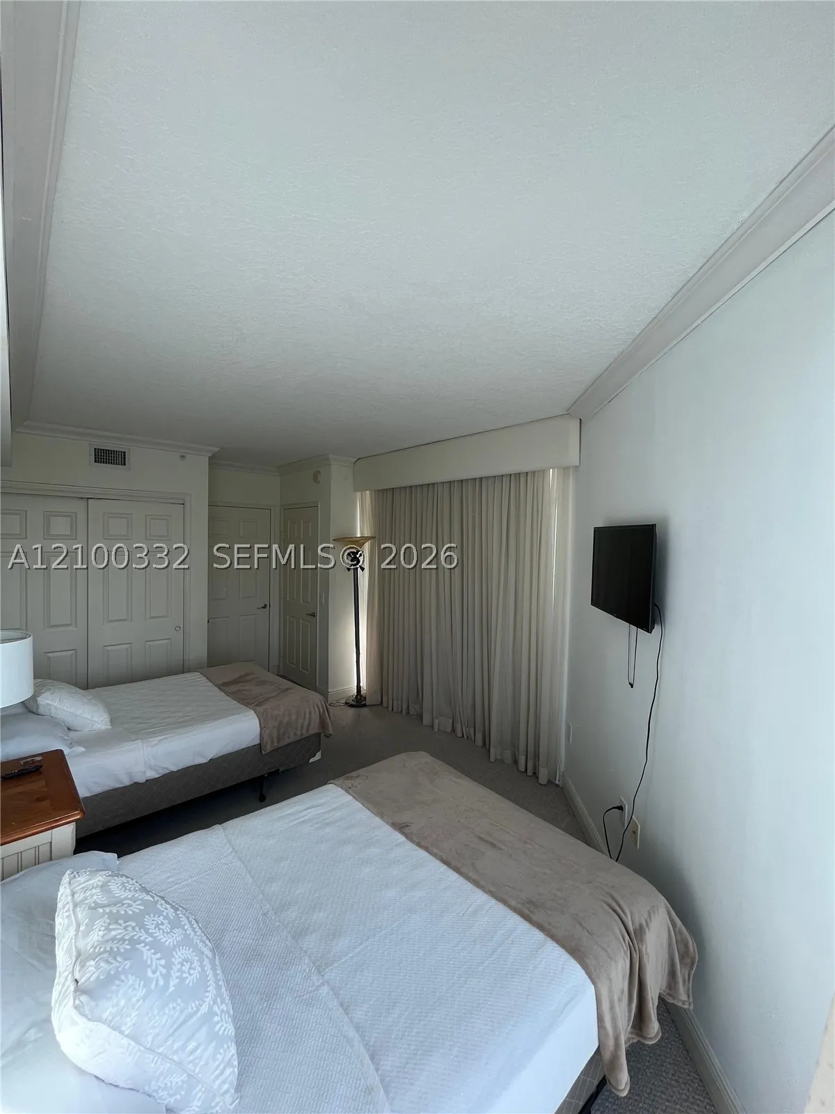 3370 Hidden Bay Dr #612