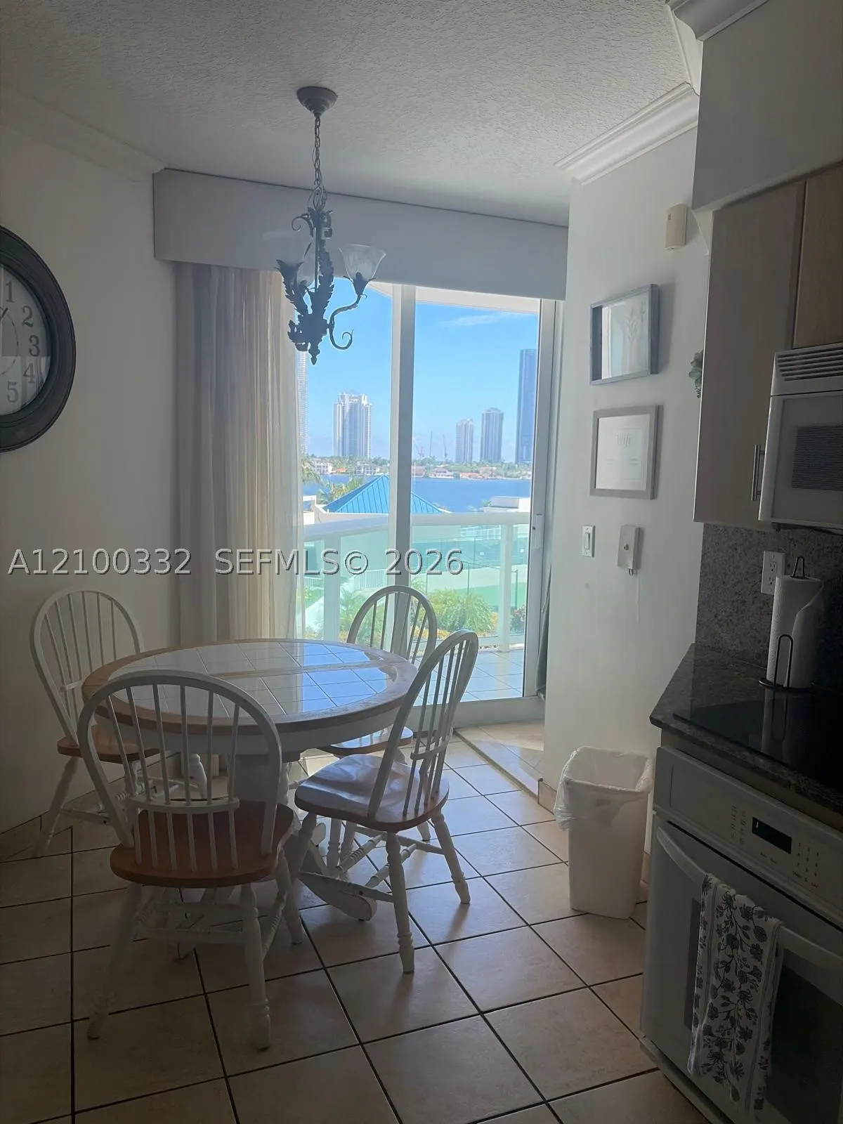 3370 Hidden Bay Dr #612