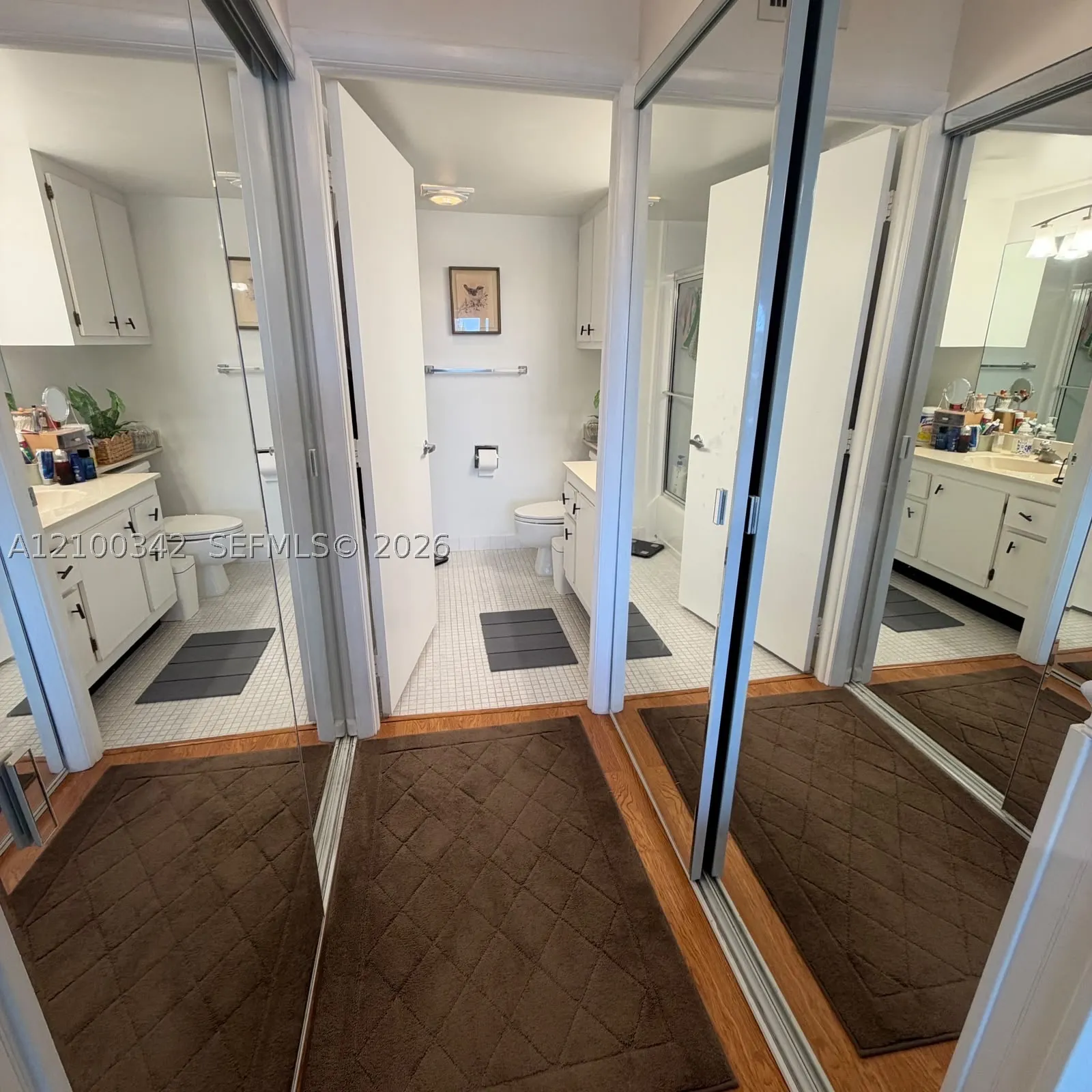 17 Royal Palm Way #6040