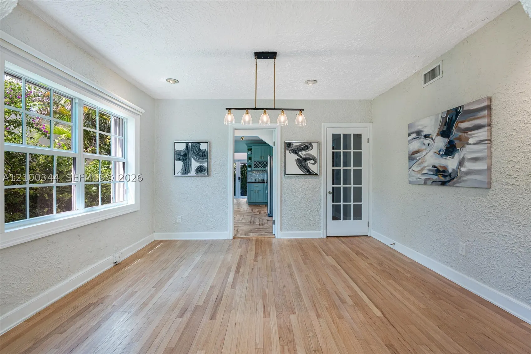 1209 La Mancha Ave