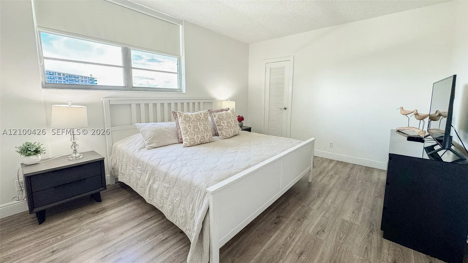 3901 S Ocean Dr #12P