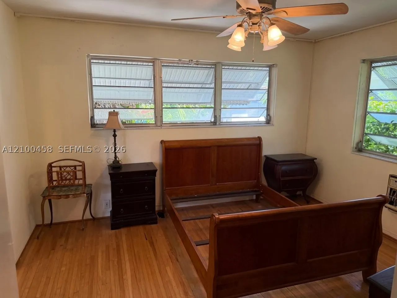7915 Byron Ave #4