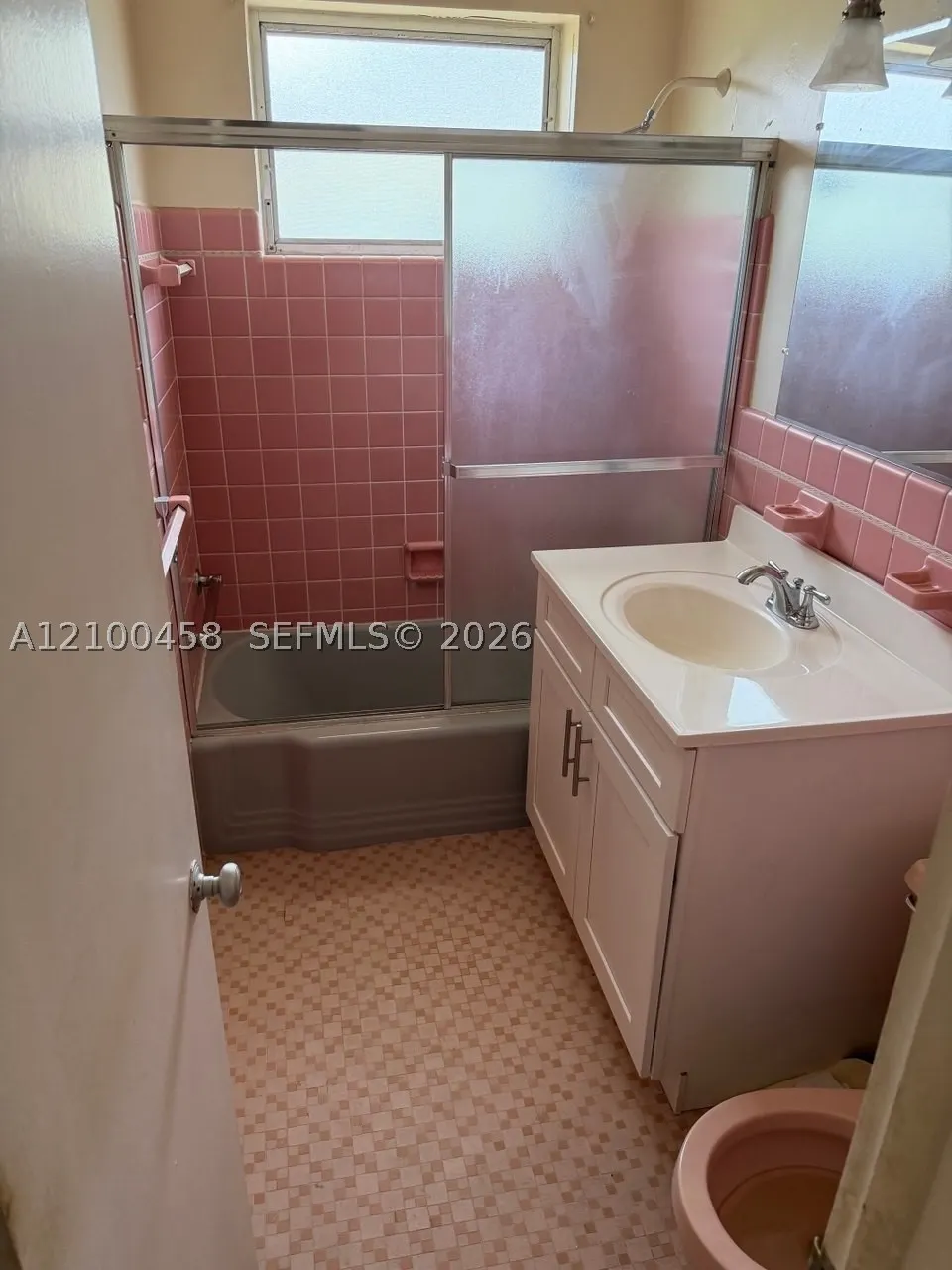 7915 Byron Ave #4