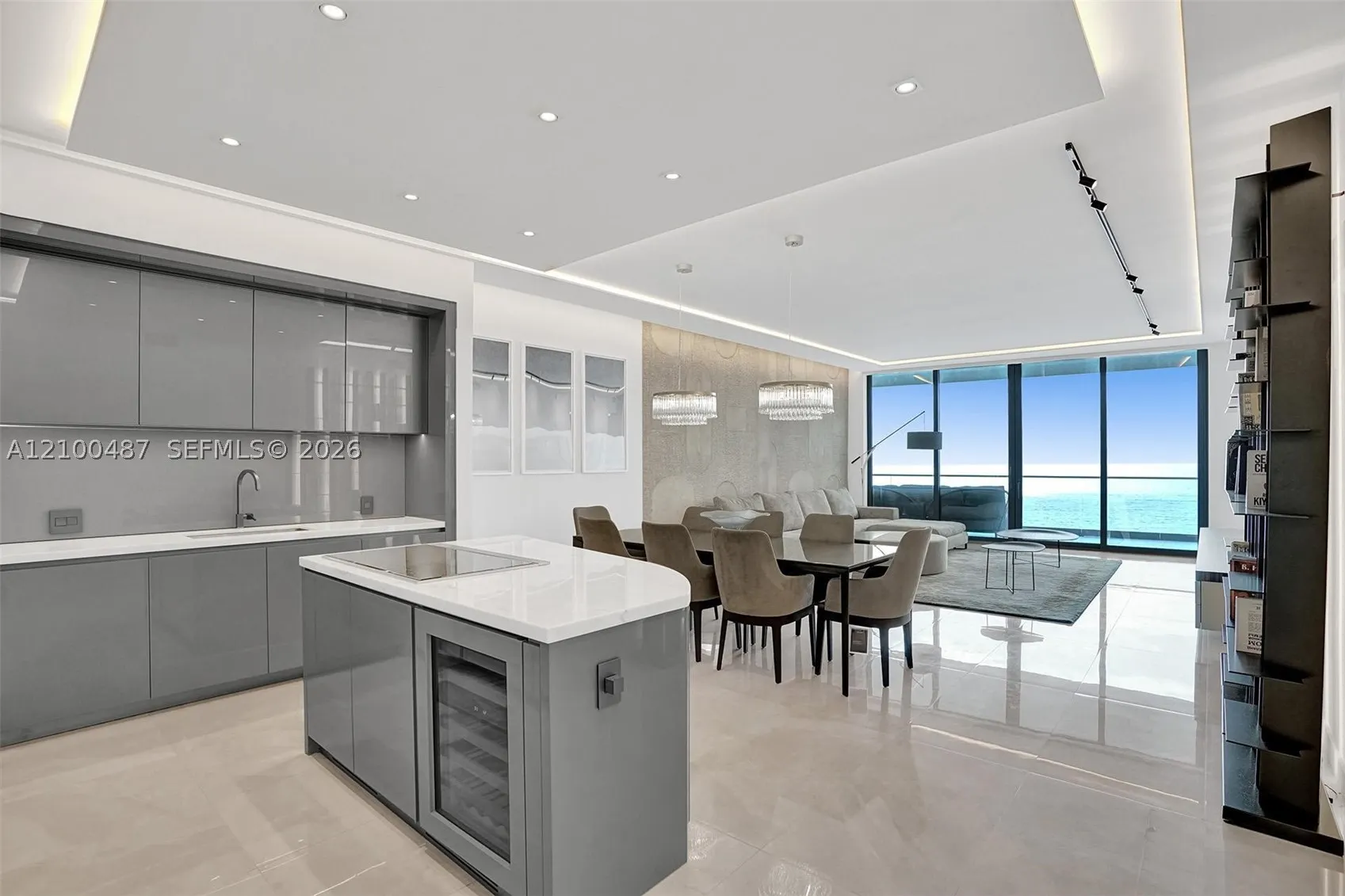 18975 COLLINS AVE #2001