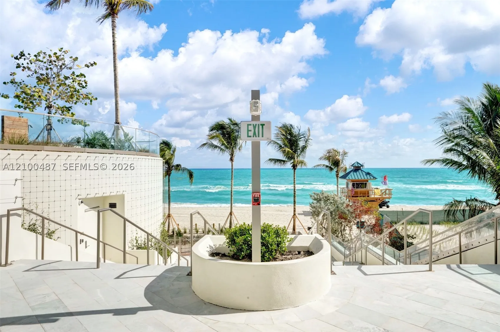 18975 COLLINS AVE #2001
