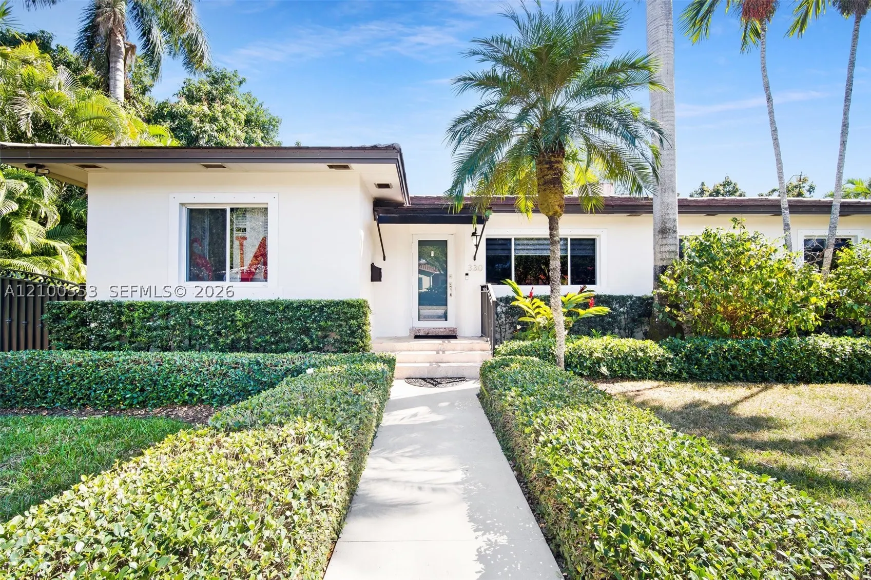 330 Viscaya Ave