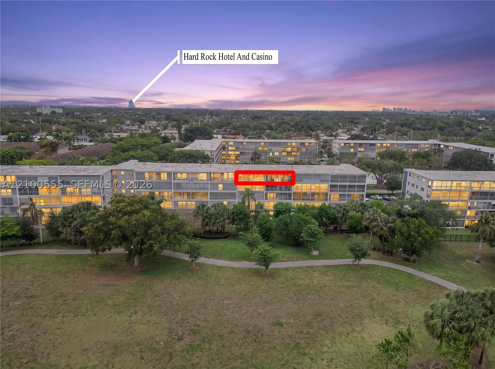 4800 Hillcrest Ln #503-504