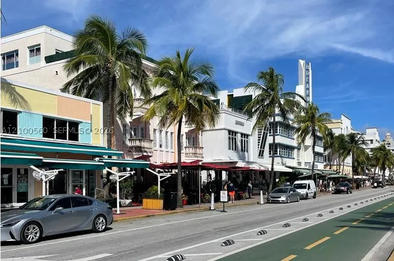 918 Ocean Dr #201