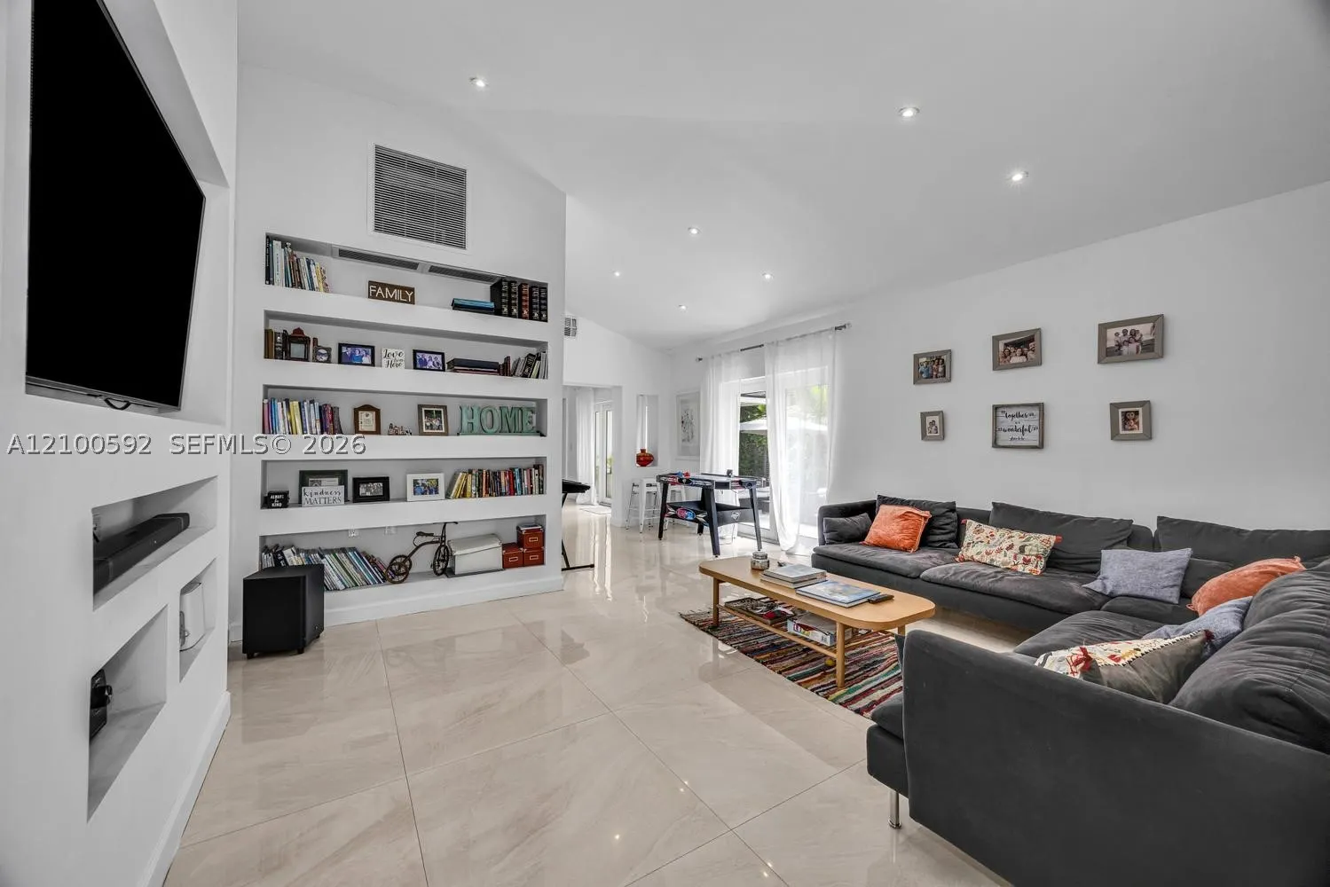 1101 Coral Way