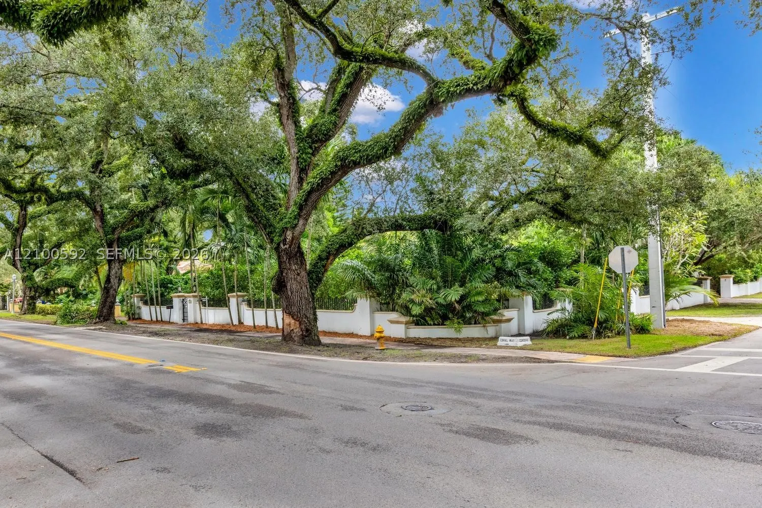 1101 Coral Way