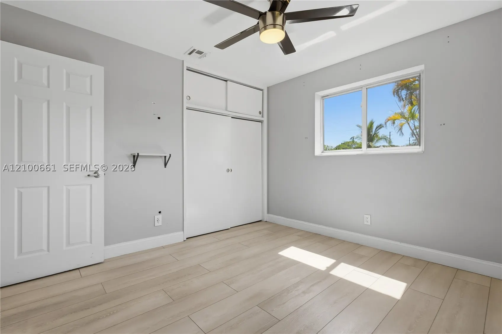 1324 N 24th Ave