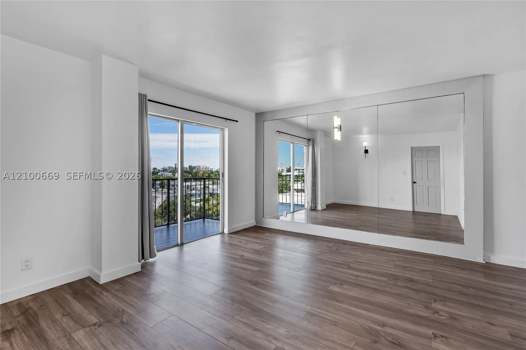 899 West Ave #7A