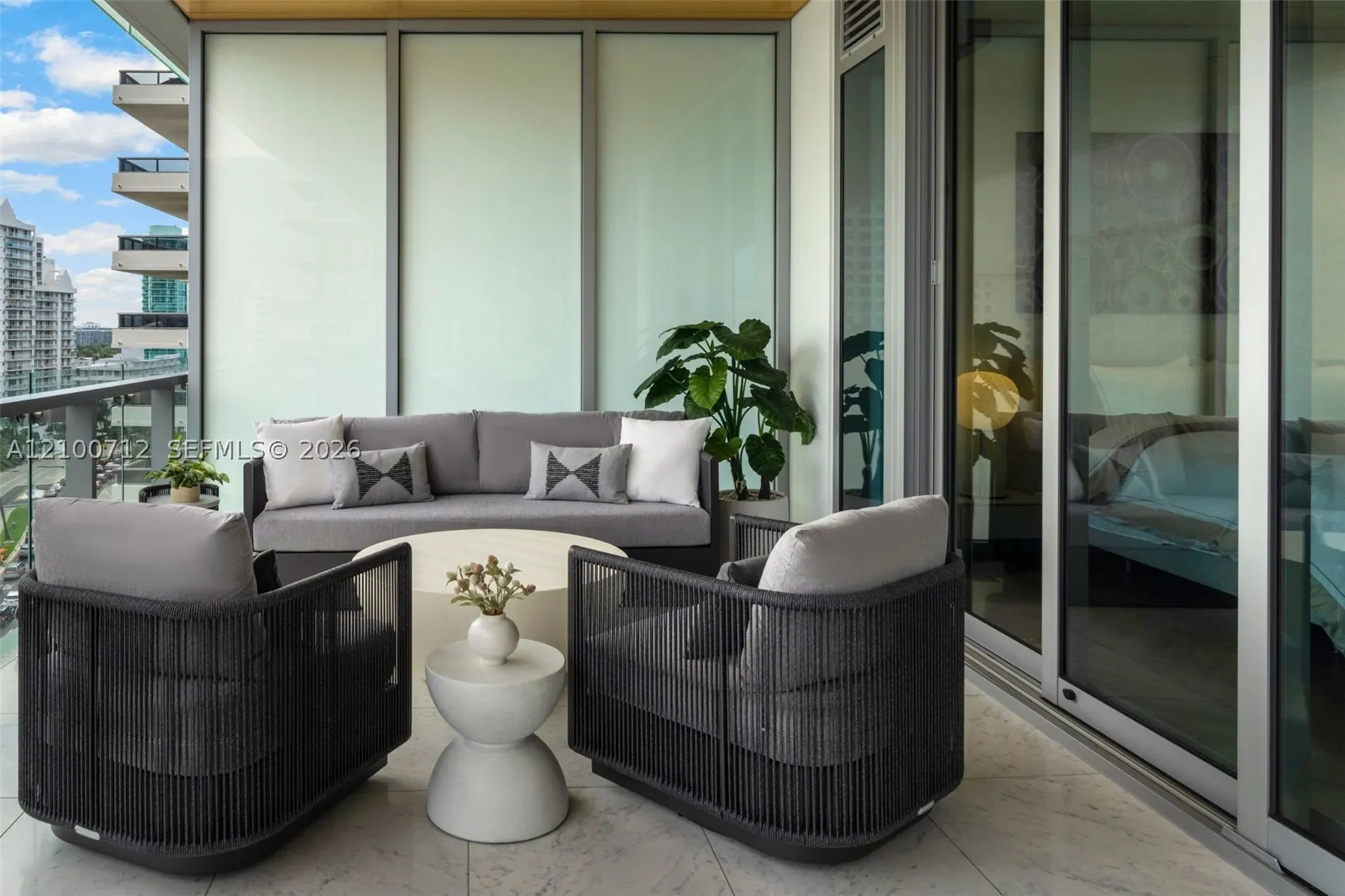 5775 Collins Ave #1005