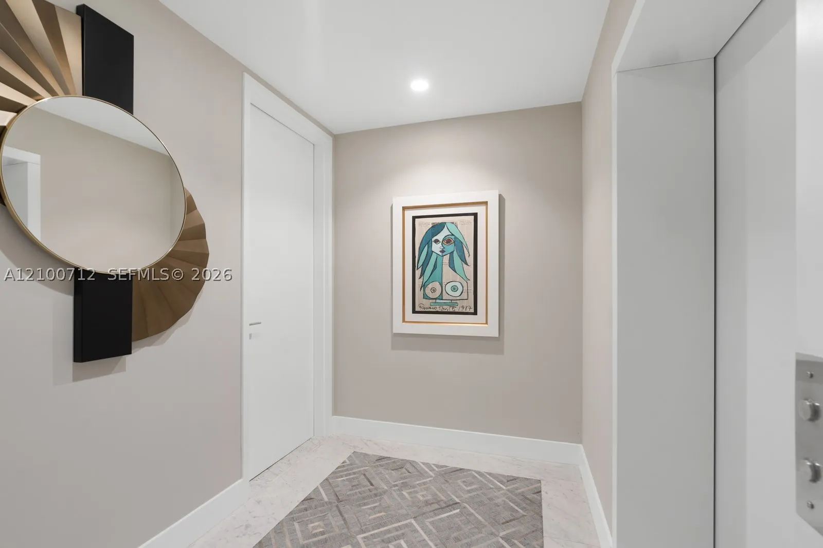 5775 Collins Ave #1005