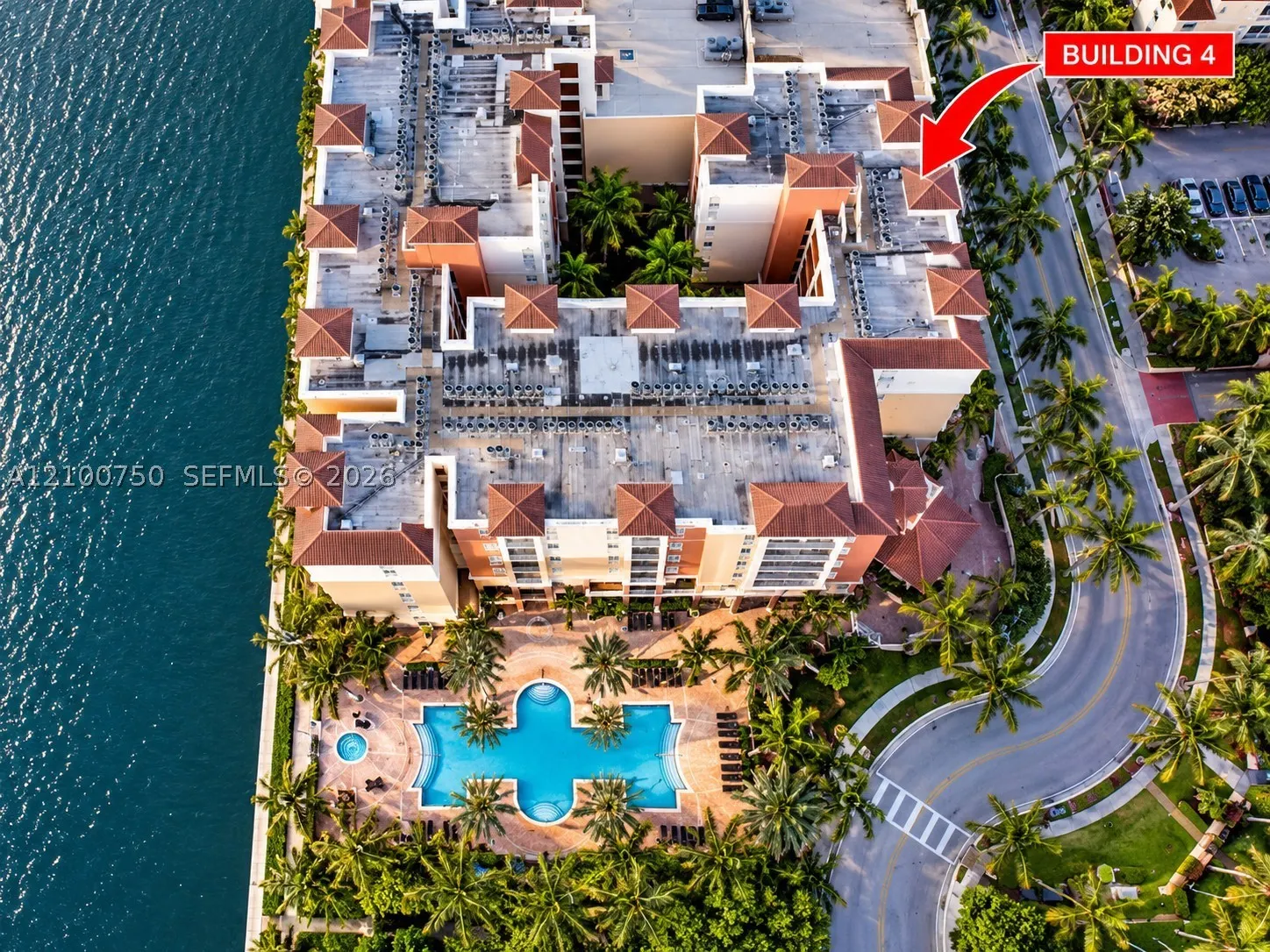 17145 N Bay Rd #4106