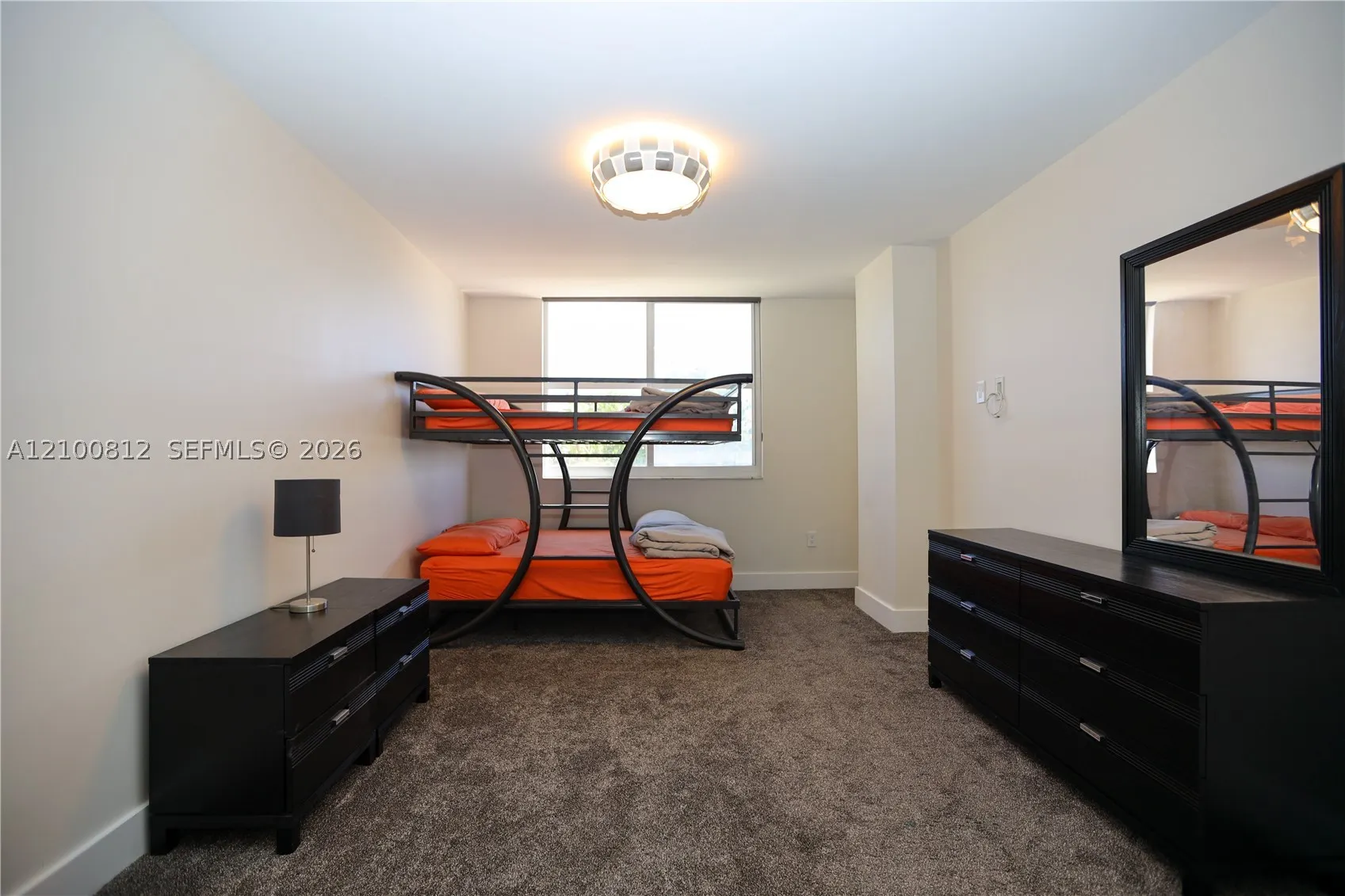 300 Bayview Dr #216