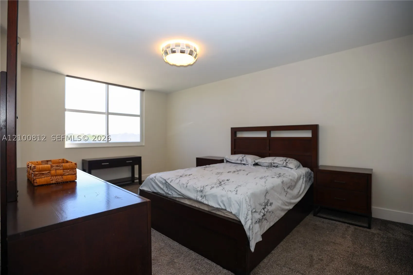 300 Bayview Dr #216