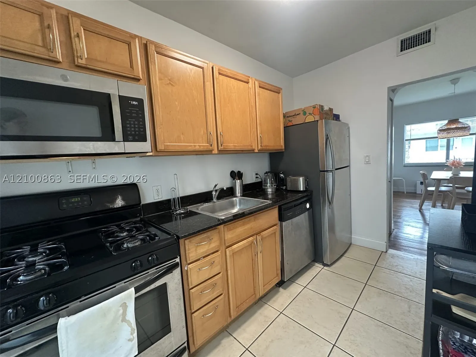 7207 Bay Dr #13