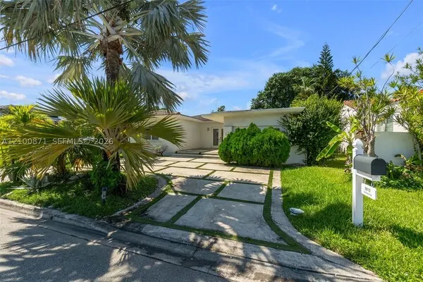 8810 Garland Ave