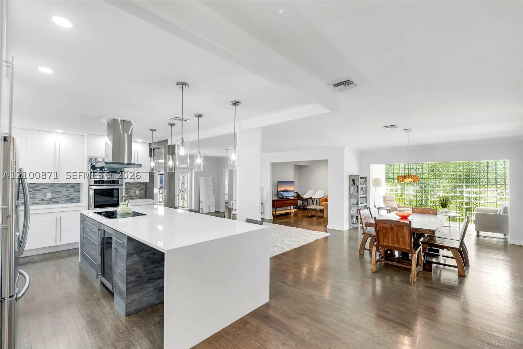 8810 Garland Ave