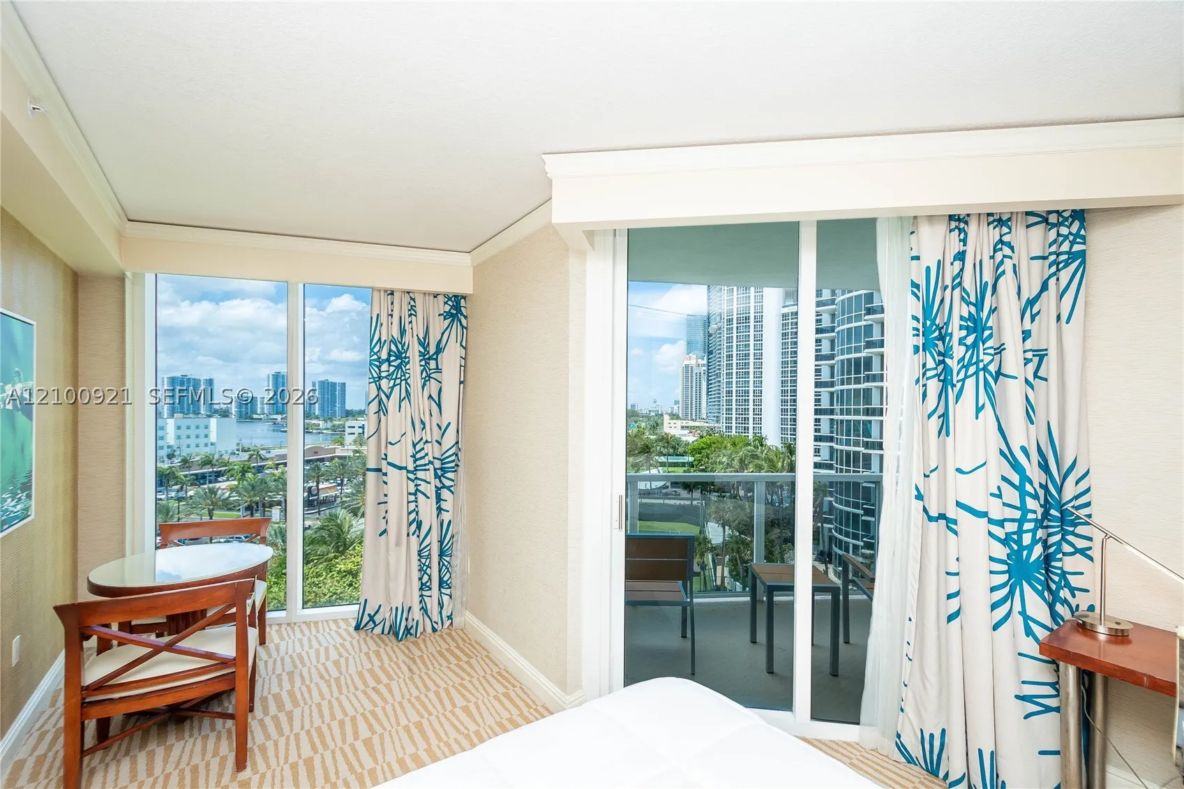 18001 Collins Ave #504 & 505