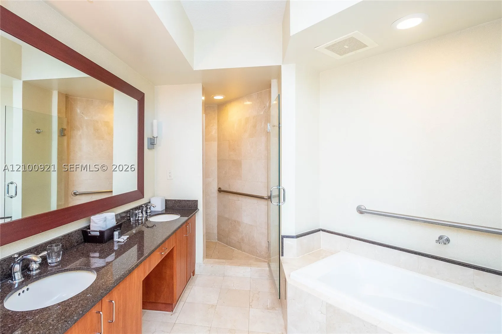 18001 Collins Ave #504 & 505