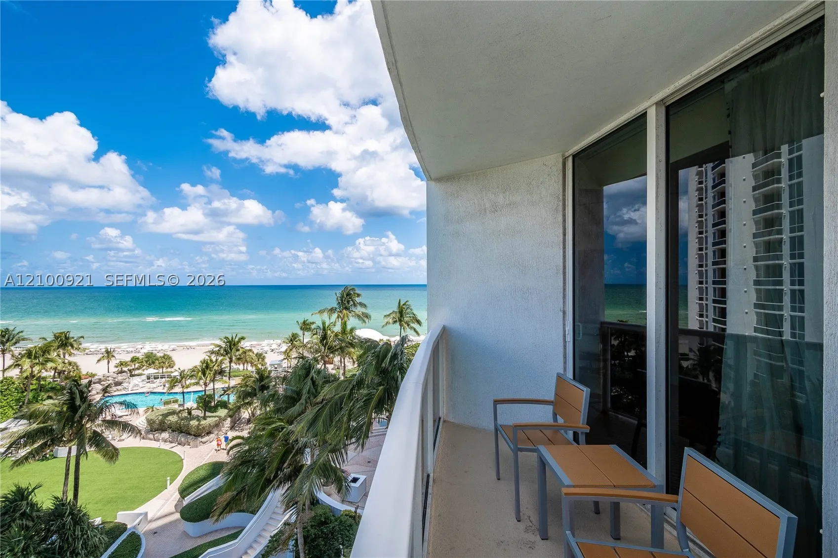 18001 Collins Ave #504 & 505