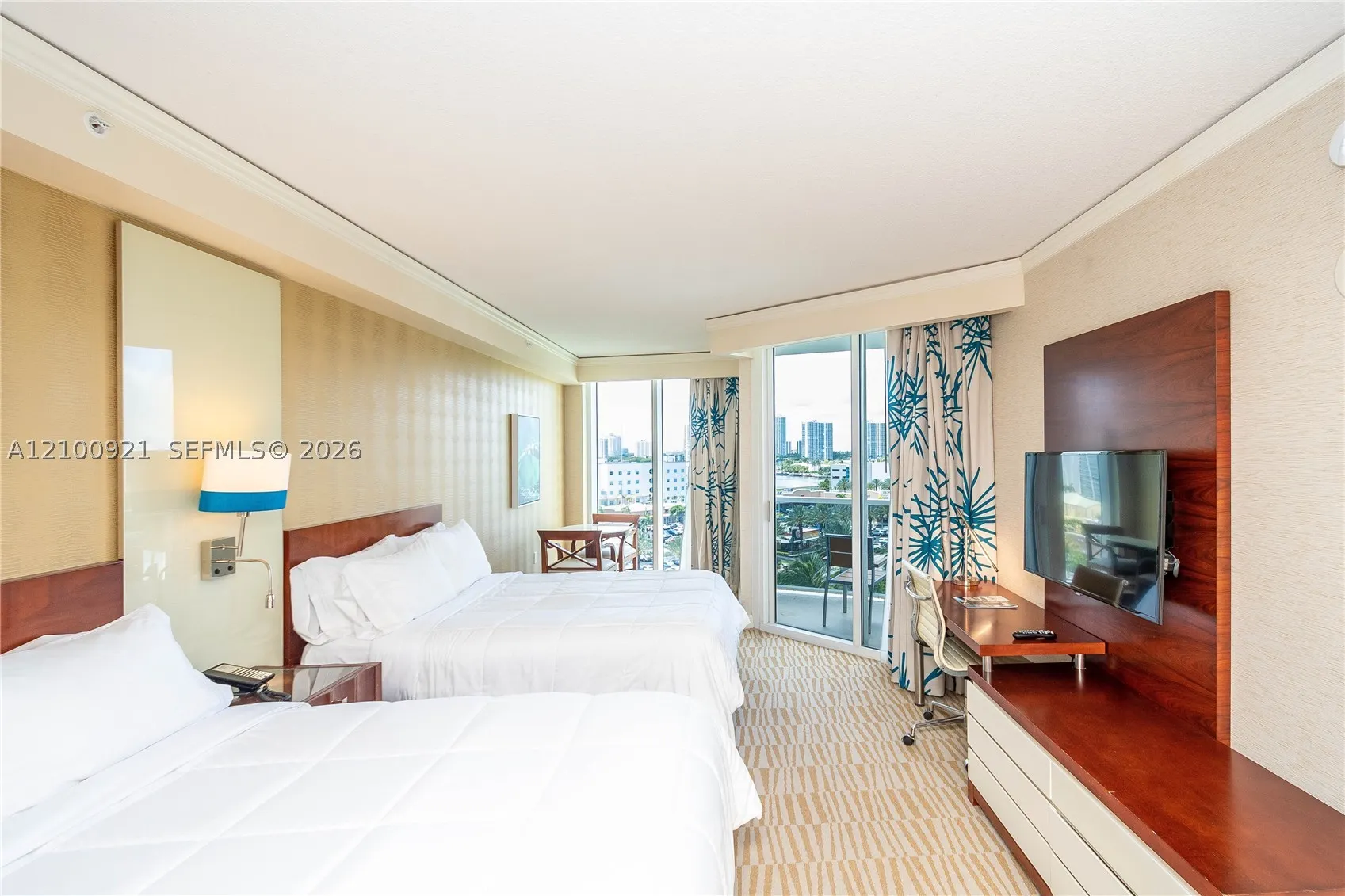 18001 Collins Ave #504 & 505