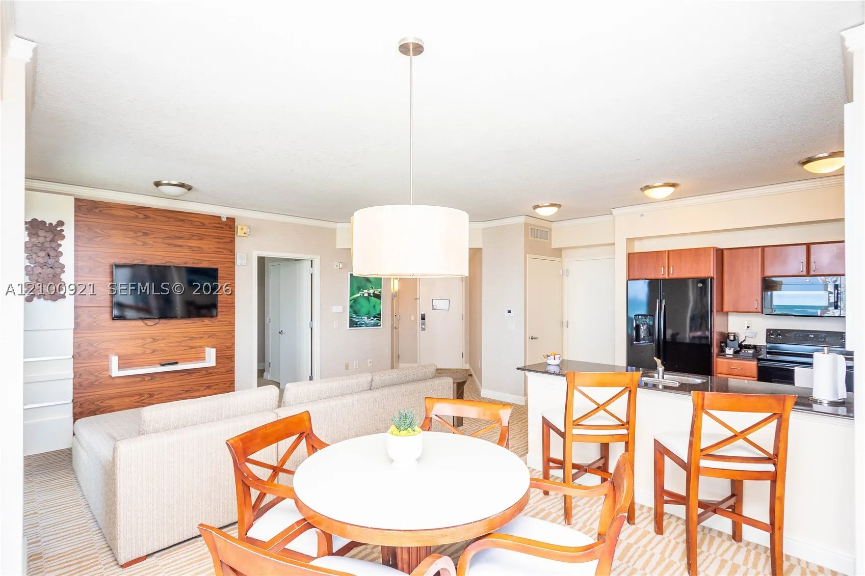 18001 Collins Ave #504 & 505