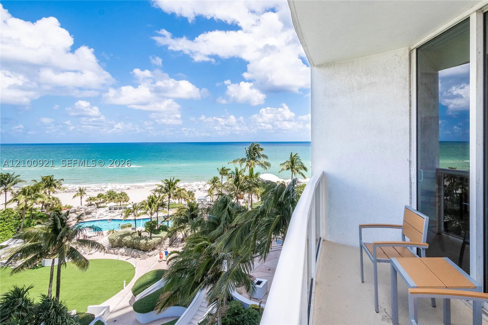 18001 Collins Ave #504 & 505