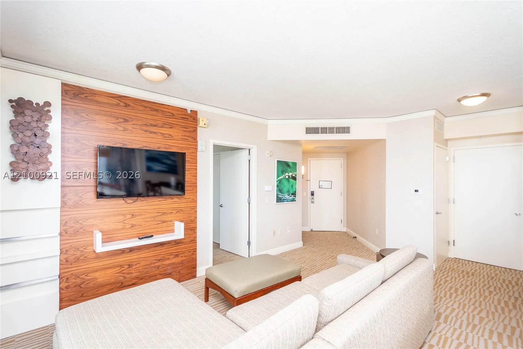 18001 Collins Ave #504 & 505