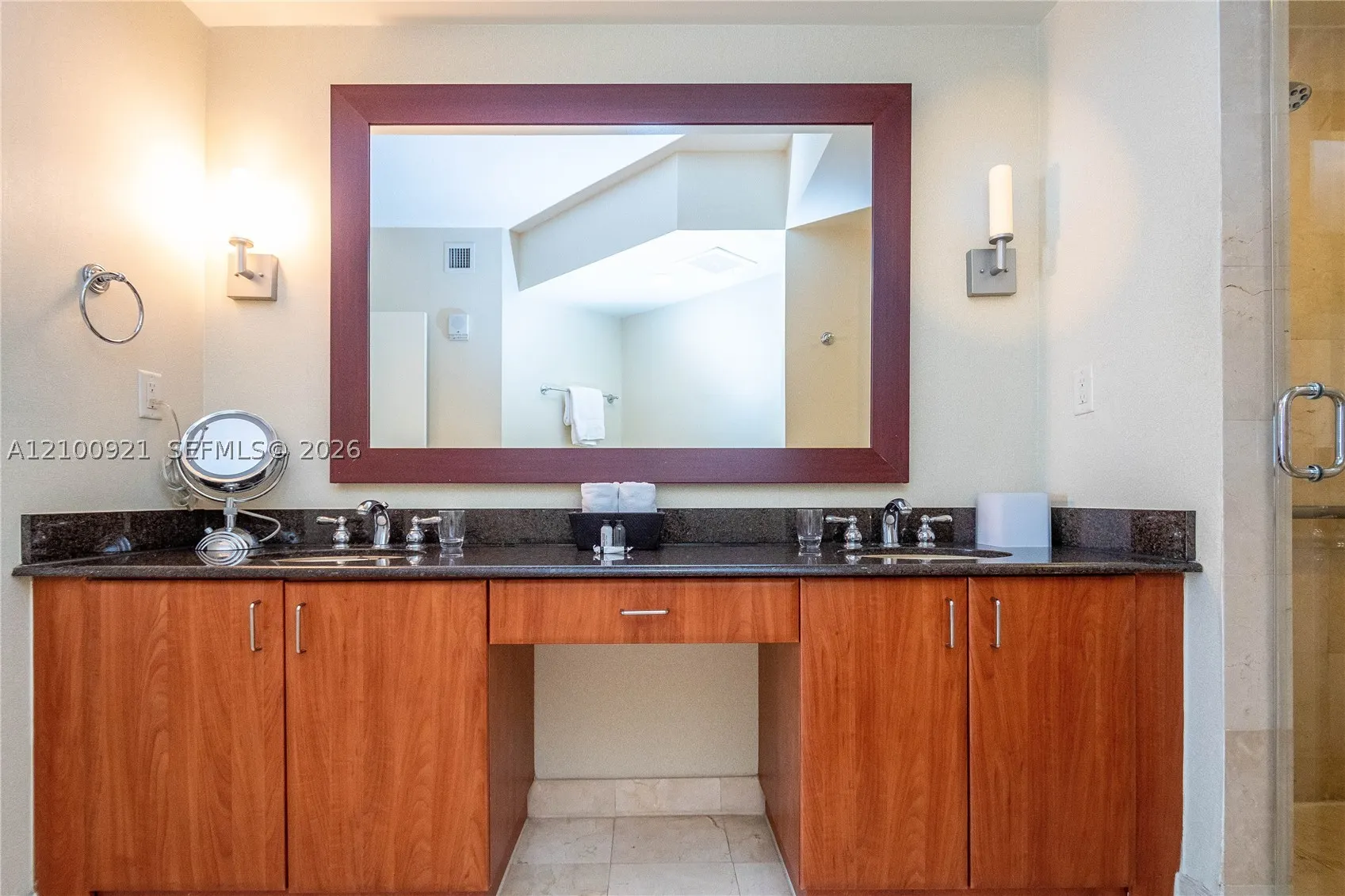 18001 Collins Ave #504 & 505