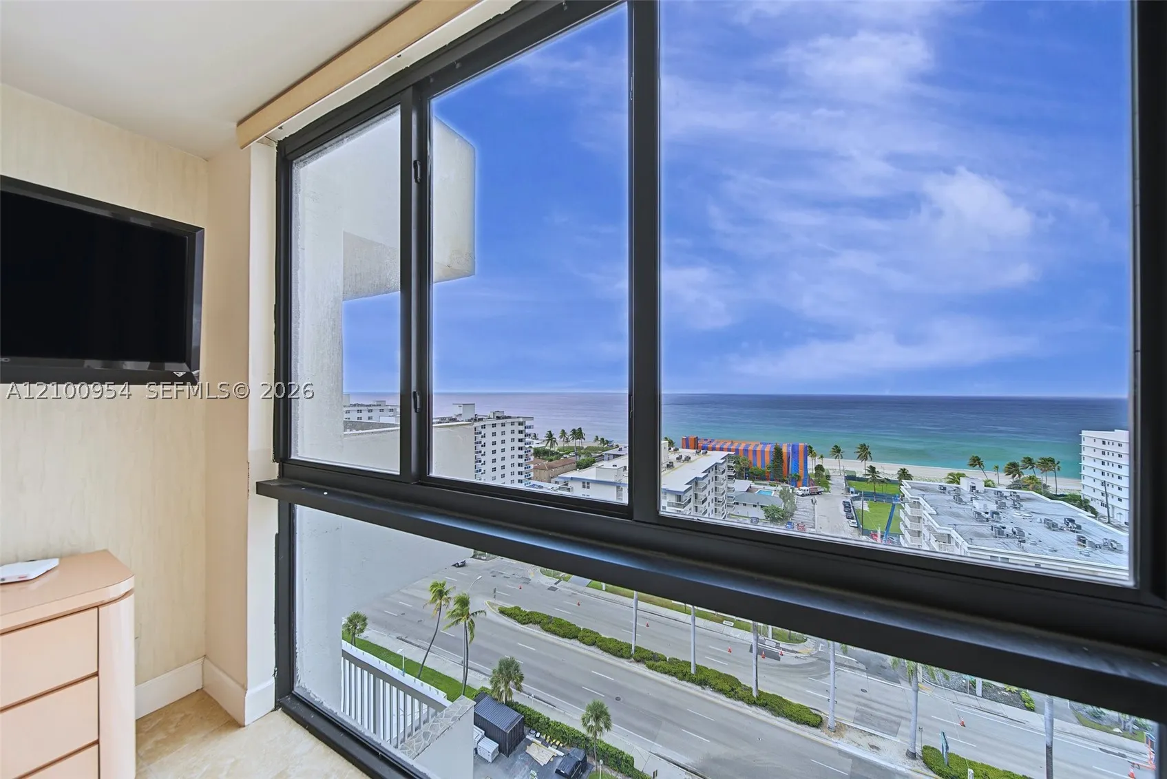 1500 S Ocean Dr #15H