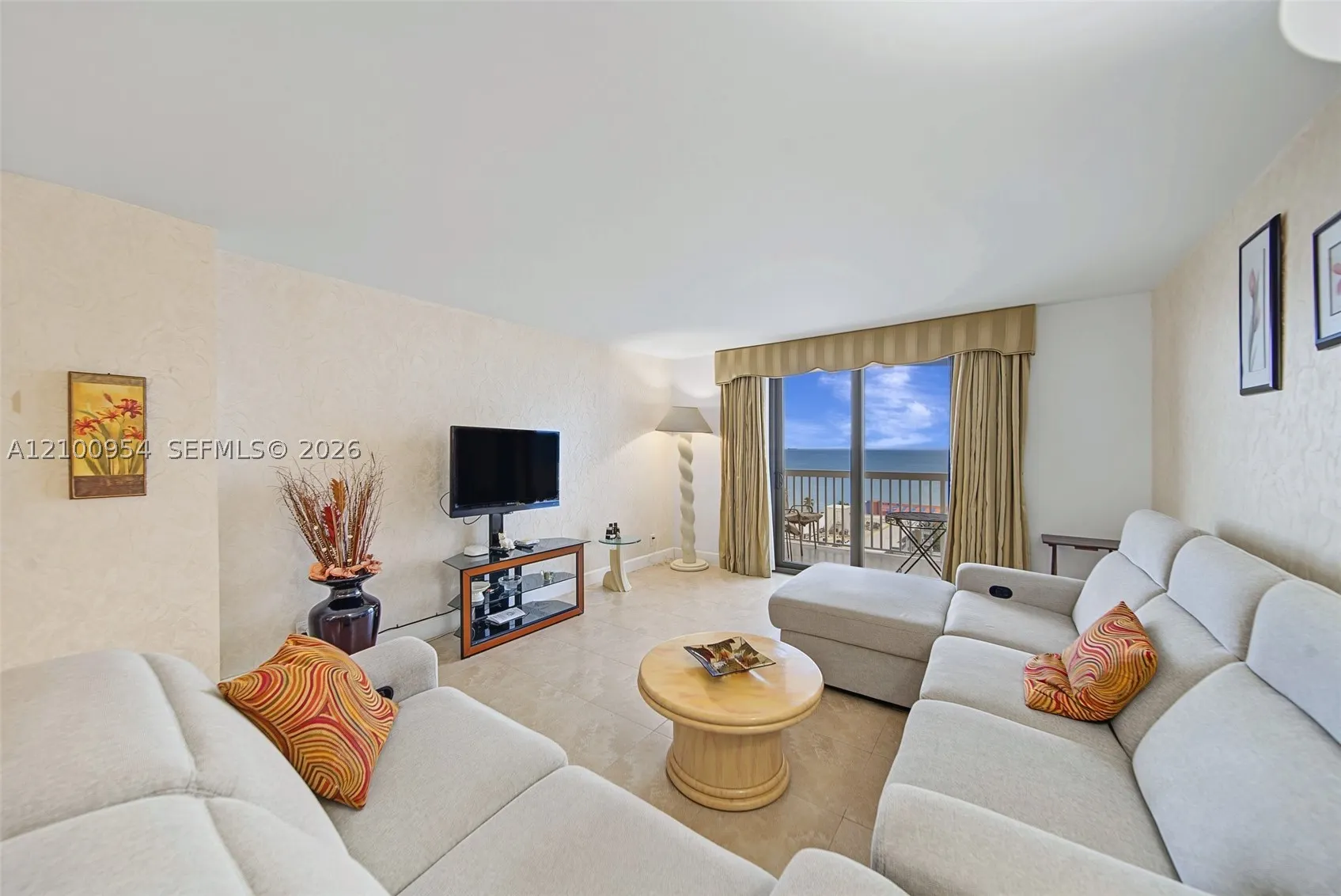 1500 S Ocean Dr #15H
