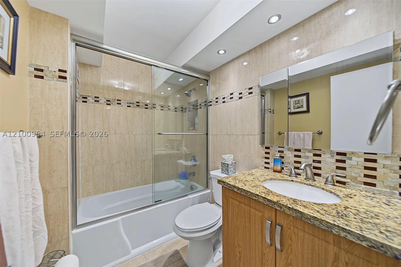 1500 S Ocean Dr #15H