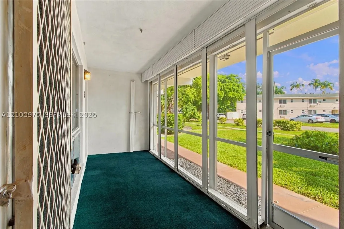 500 S Luna Ct #3