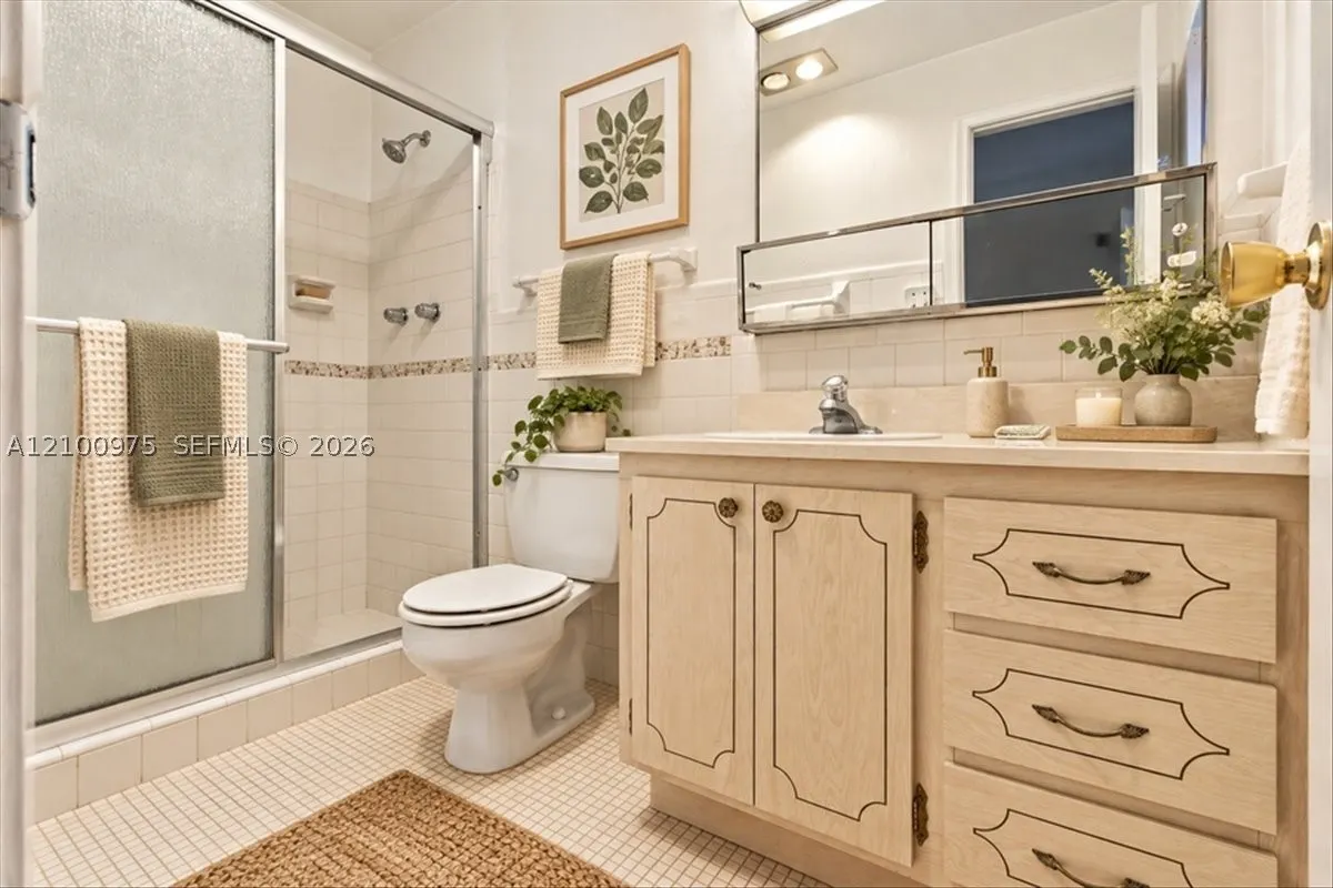 500 S Luna Ct #3
