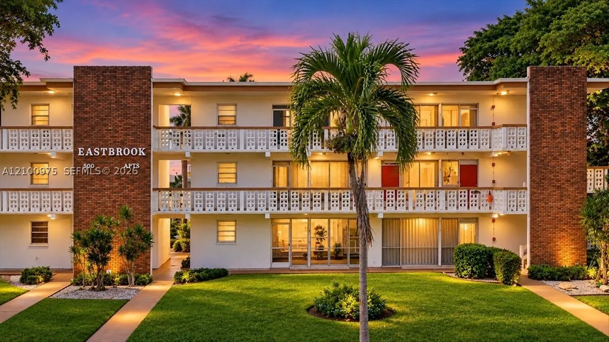 500 S Luna Ct #3