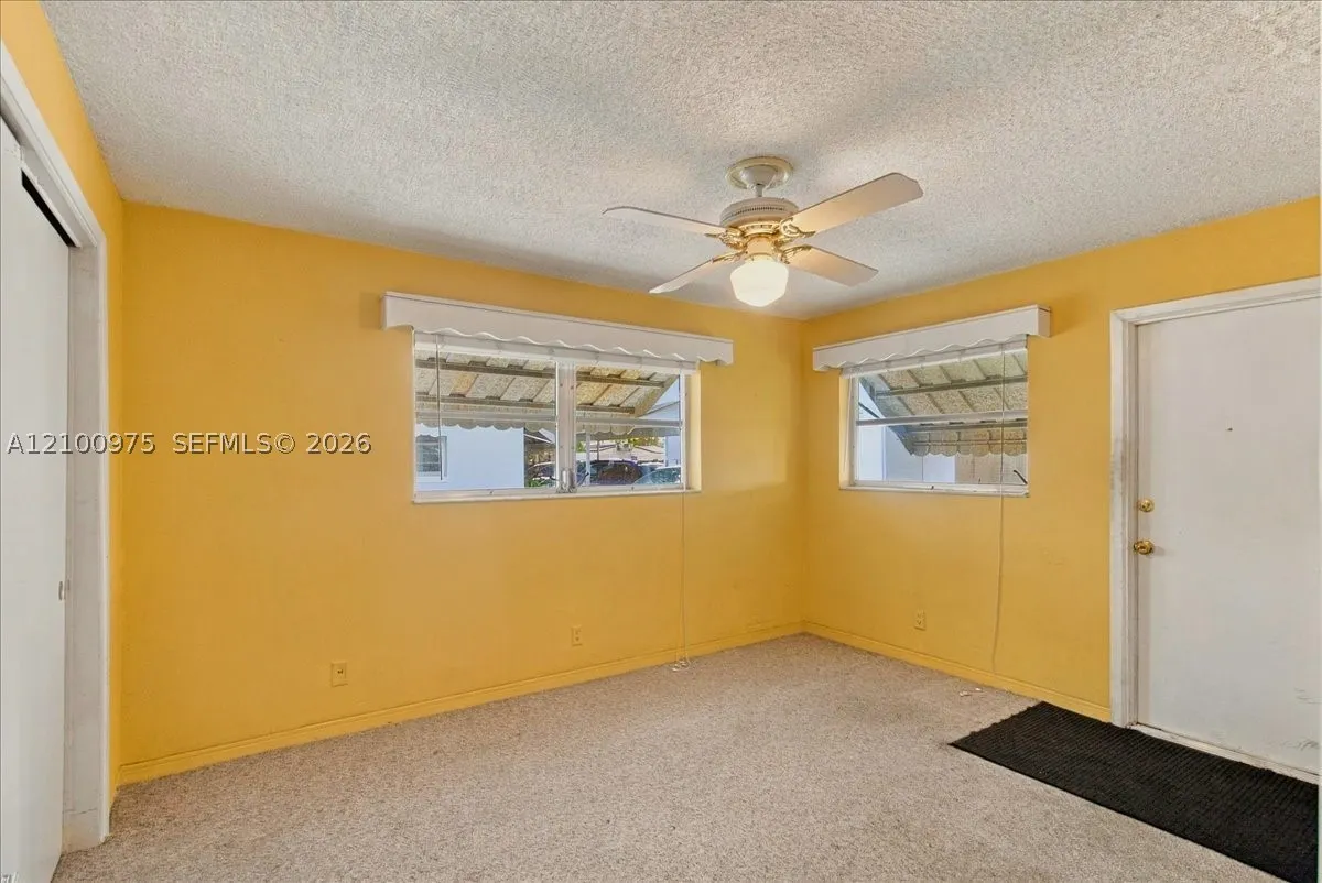 500 S Luna Ct #3