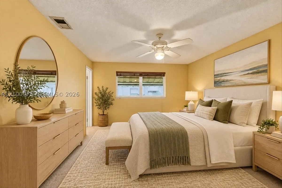 500 S Luna Ct #3