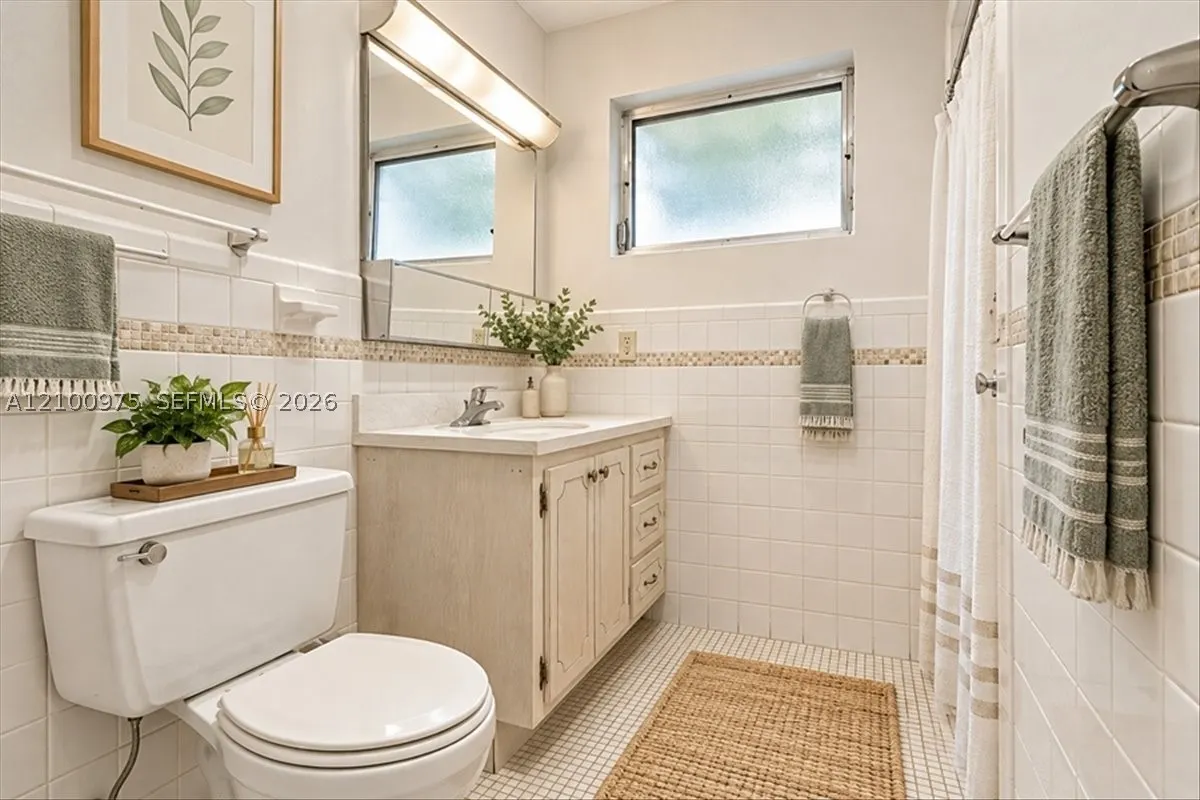 500 S Luna Ct #3
