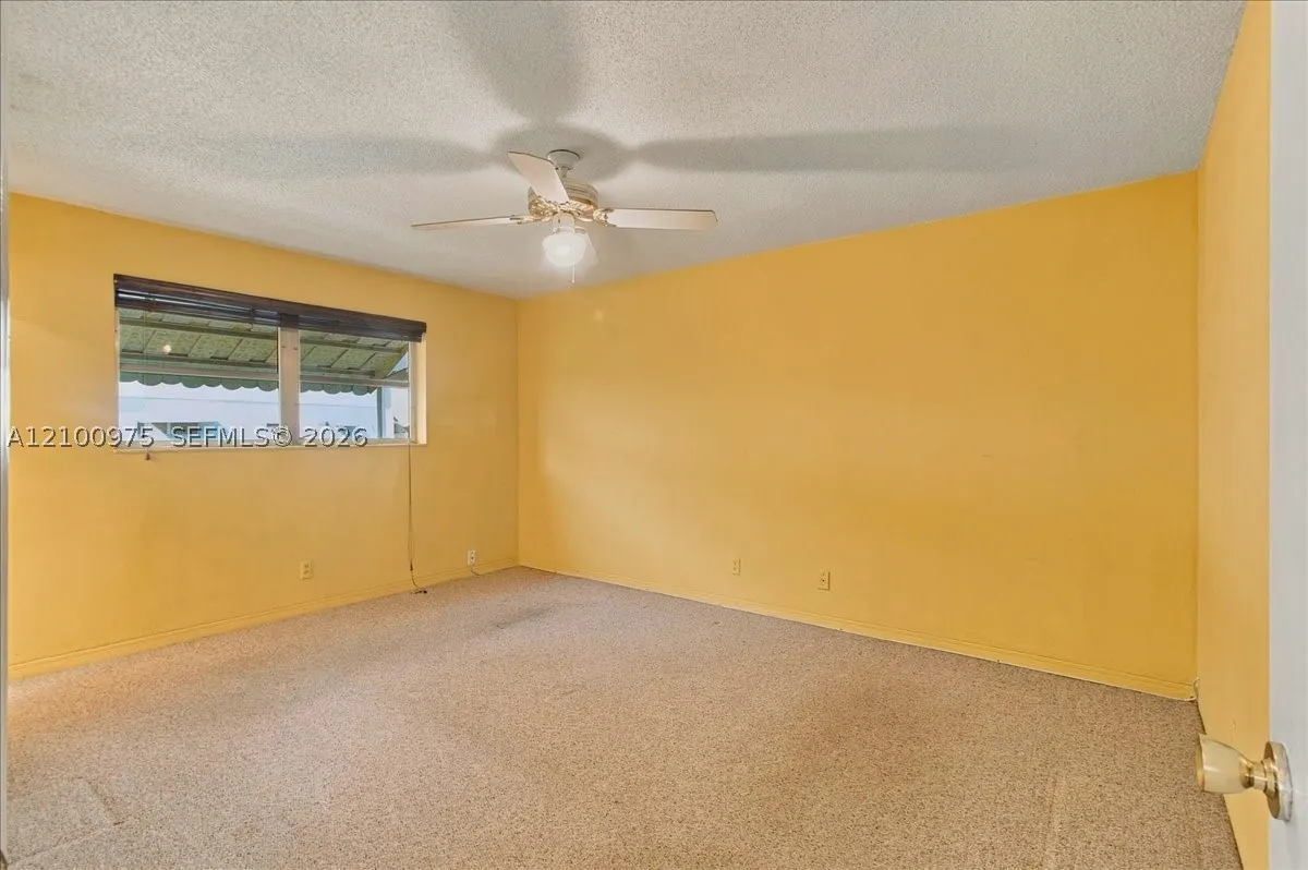 500 S Luna Ct #3