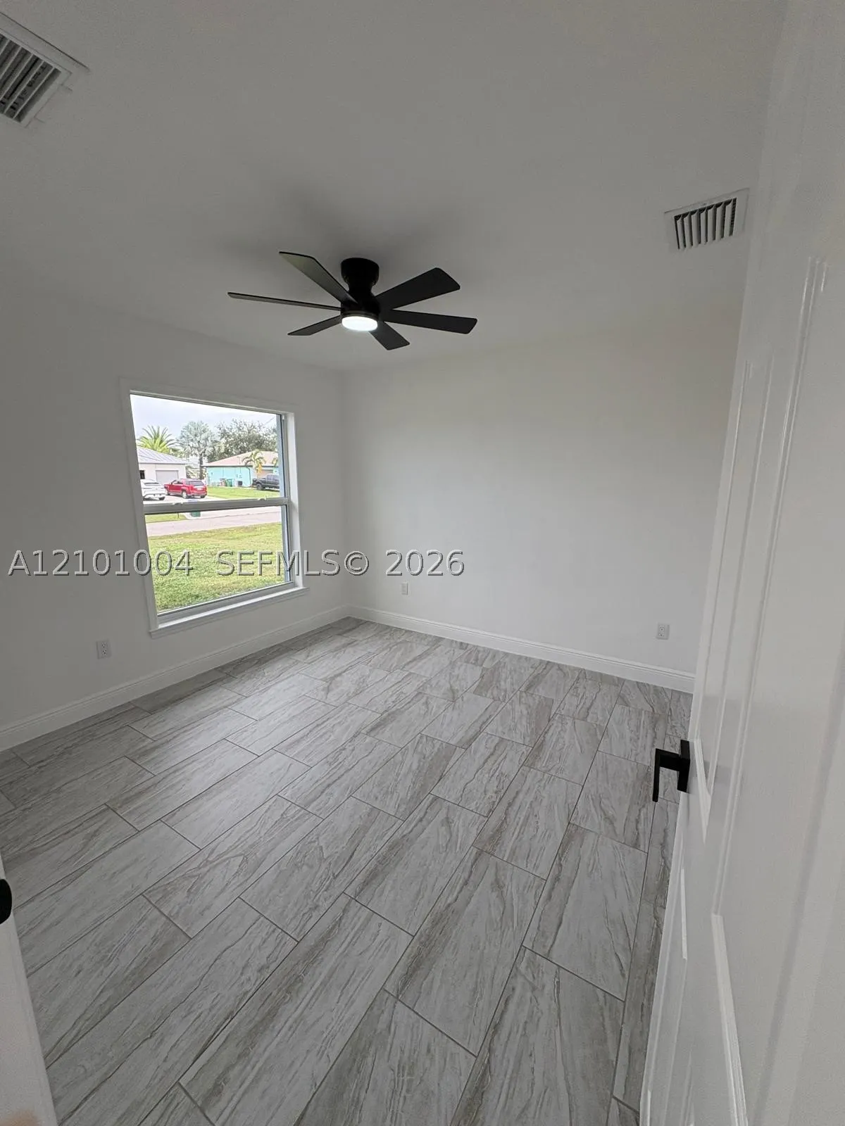 110 NW 24th Ter