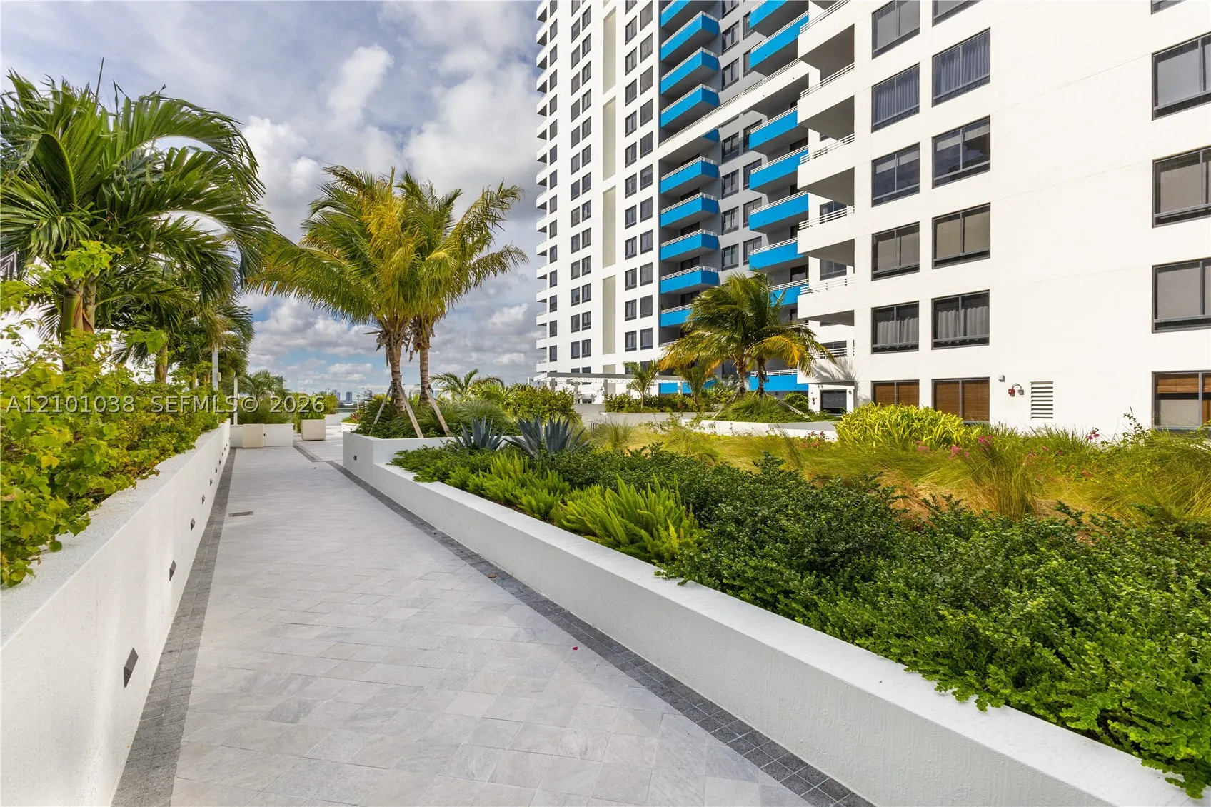 1330 West Ave #1514